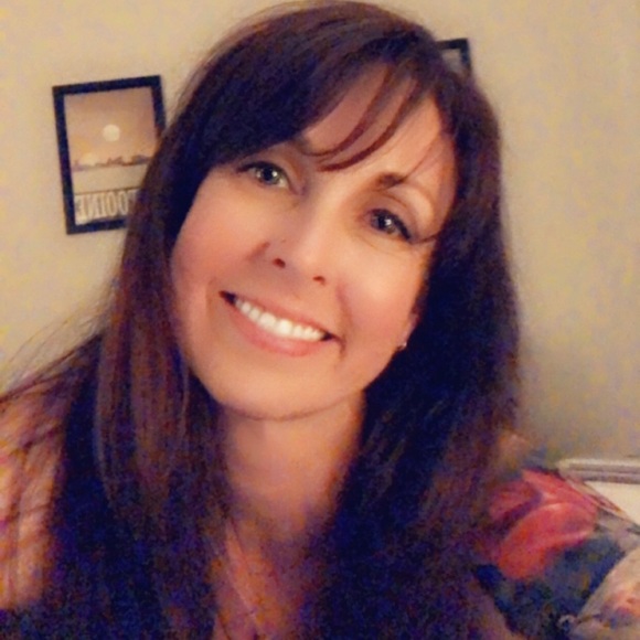 Meet your Posher, Phaedra - Picture 4 of 4